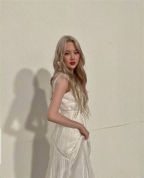 yn   mahasiswa biasa  menyukai kpoop  bermimpi