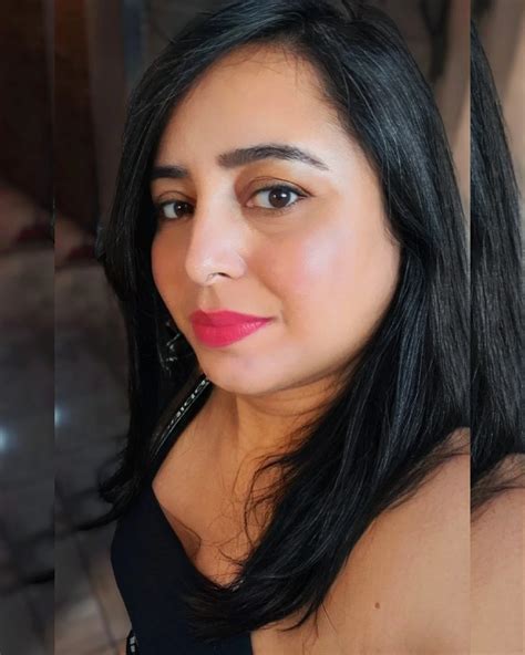 Adriana Rodrigues Gomes (@adriana.r.gomes) • Instagram photos and videos