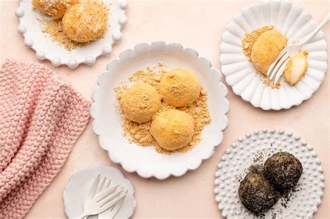 Homemade Mochi with step-by-step photos | Eat, Little Bird