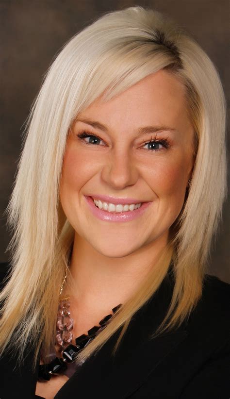 Followers are debating the style of brooke davis baker online 25