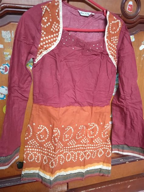 baju motif batik fesyen wanita pakaian wanita atasan  carousell