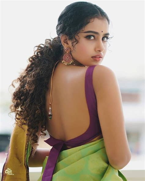 Anupama Parameswaran in Saree hot photos | Anupama Parameswaran looking ...