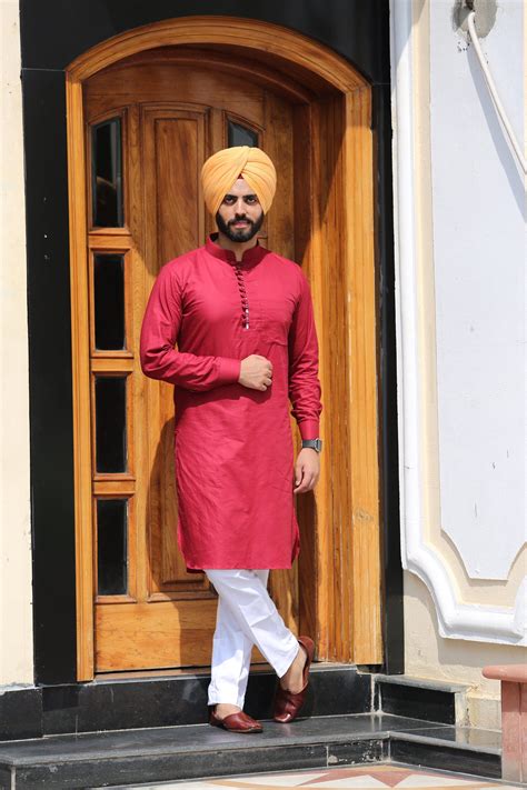 Traditional Dress of Punjab For Men & Woman - Lifestyle Fun | Hombres