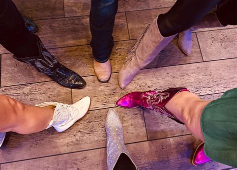 bars with line dancing near me 6