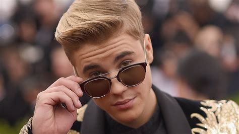 hollywood story  justin bieber simply amazing stuff