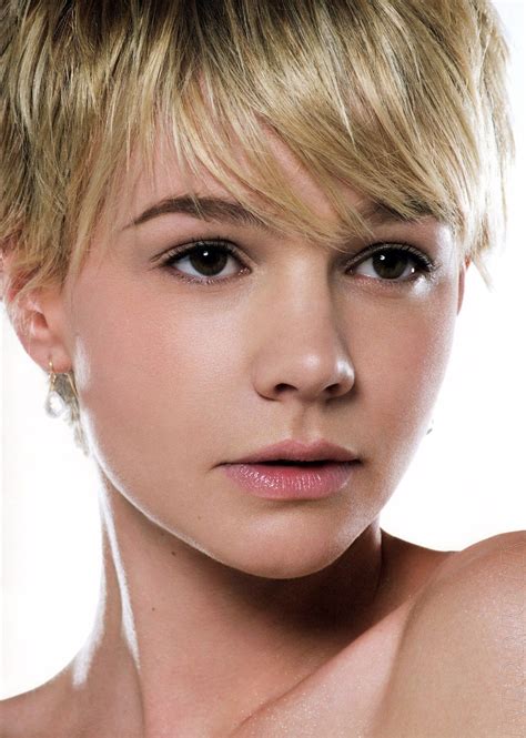 Carey Mulligan | Short hair styles, Pixie haircut, Carey mulligan