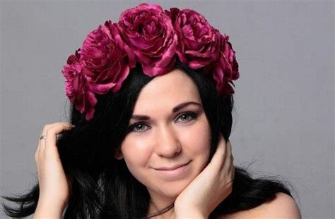 Цветы в прическу