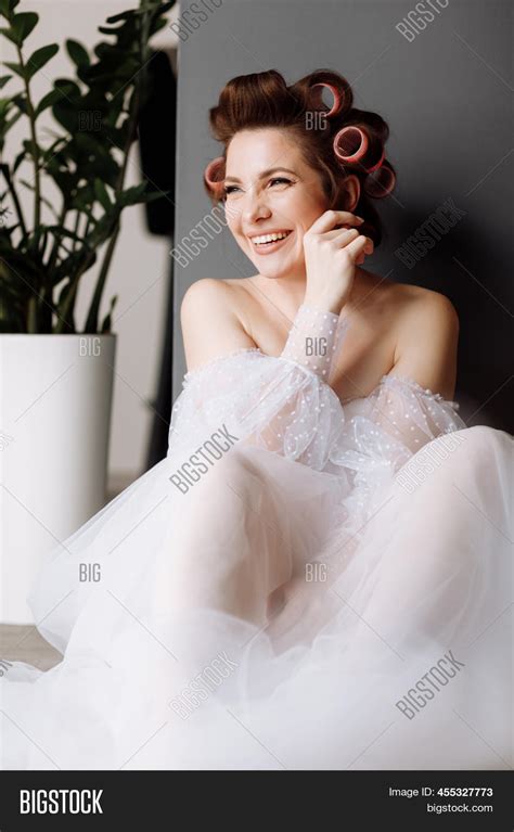 Beautiful Young Showy Image & Photo (Free Trial) | Bigstock