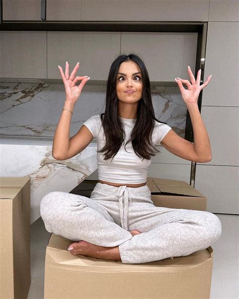 Klaudia El Dursi rozpoczęła przeprowadzkę. Pokazała salon i kuchnię w