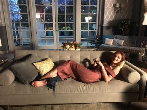 Bella Thorne's Feet
