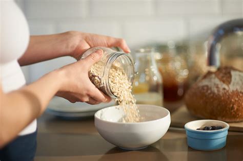 Colloidal Oatmeal: Benefits, Uses, and Safety