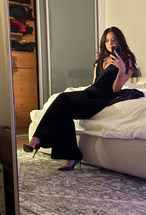 ¿Quién es Ashley St. Clair? Escritora y madre del hijo número 13 de