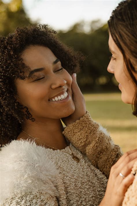 Download Lesbian Girl Hand On Face Wallpaper | Wallpapers.com