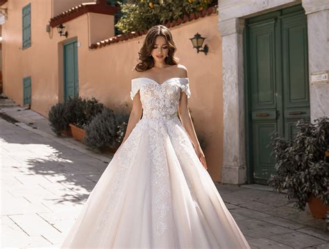 Puffy White Wedding Dresses With Diamonds