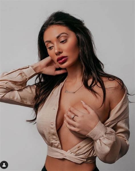 Too Hot to Handle: Francesca Farago y los momentos más atrevidos