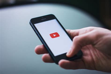 Top Japanese YouTubers By Categories 2021: Gaming, Beauty, Cosmetic and
