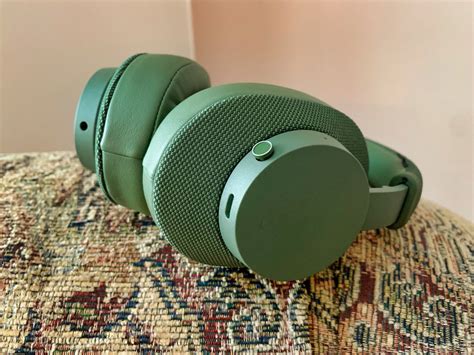 Urbanears Pampas over-ear headphones review: Long battery life, limited