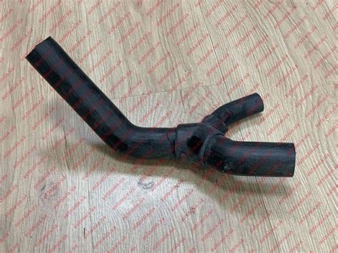 Купить Патрубок радиатора охлаждения (вилка), Оригинал Chery Amulet ...
