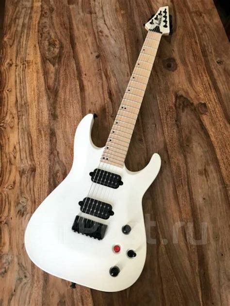 7-струнная электрогитара Jackson Pro Series Dinky DKA7 Satin White ...