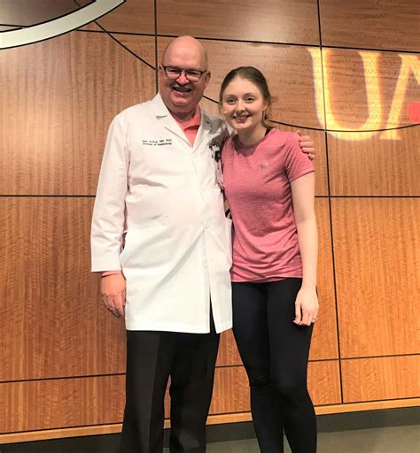 North Little Rock Woman Sets Squat Record to Raise Awareness of Nervous