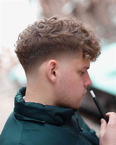 Barbers are debating the most popular mens haircuts styles of 2024 21