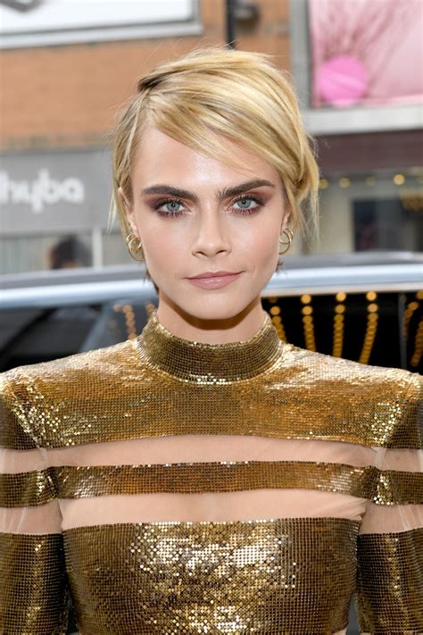 Cara Delevingne und ihre wandelbaren Beauty-Looks | Vogue Germany