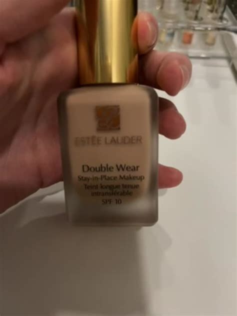 Устойчивый тональный крем SPF 10 Double Wear ESTEE LAUDER Тональные ...