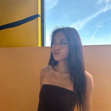 Mei Kenna - Mei Kenna added a new photo — in Miami, FL.