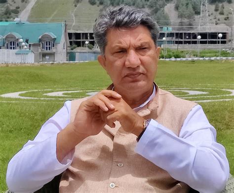 qayoom wani expresses condolences   passing  gk executive