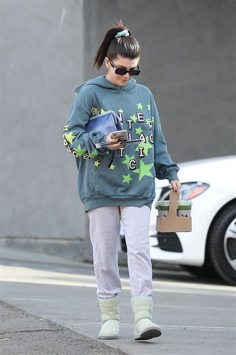 ISABELLA ROSE Out and About in West Hollywood 01/11/2020 – HawtCelebs