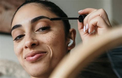 makeup first or hair first 5