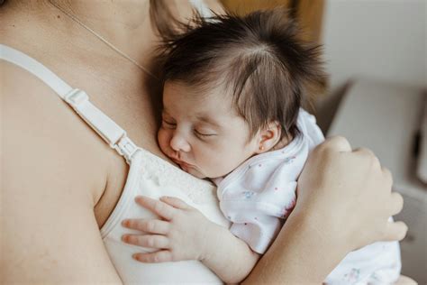 Sleeping Mother Photos, Download The BEST Free Sleeping Mother Stock