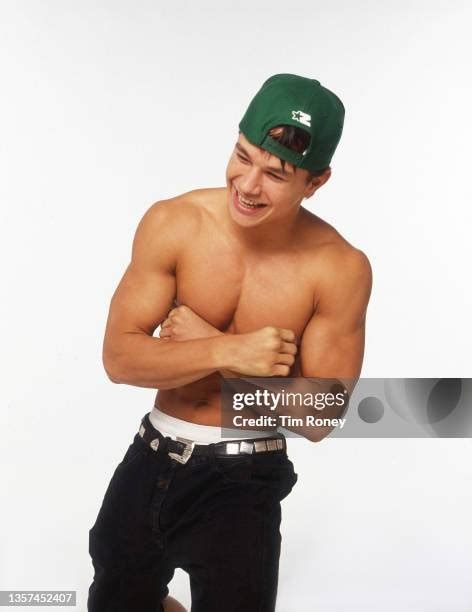 295 Marky Mark 1991 Photos & High Res Pictures - Getty Images