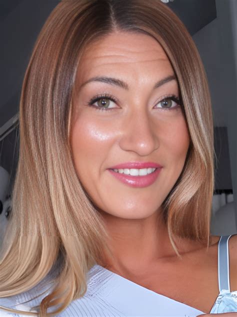 Biographers explain the early career path related to Whitney webb age 10