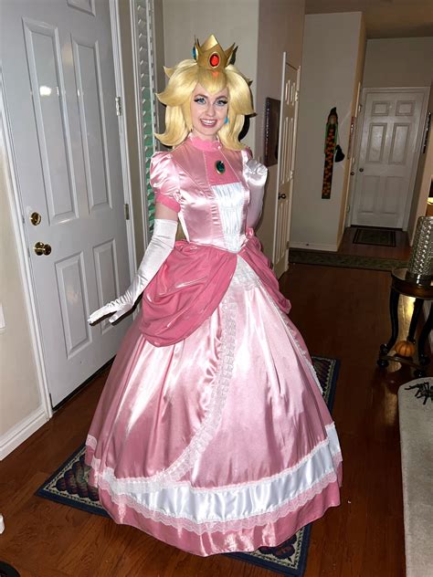 Princess Peach Cosplay, Super Princess Peach, Pink Princess, Cosplay