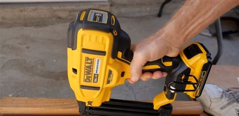 Brad Nailer uses: 5 projects where you can use the Brads Guns - Home ...