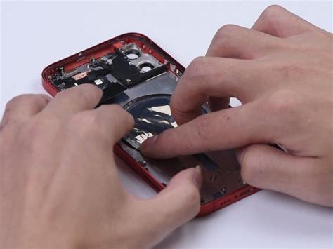 Замена заднего стекла iPhone 12 - HD01