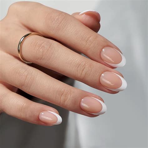round short nails 5