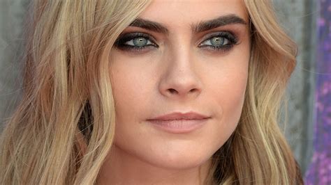 Eyebrows Are A Telltale Sign Of Narcissism According To Psychologists