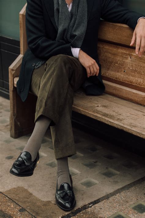 How I wear a black tailored jacket – Permanent Style | VIBEANT