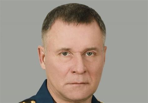 «смерть зиничева видео» подпрыгнуло в трендах