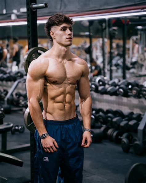 Tomás Krymer (@tommykrymer) • Instagram photos and videos