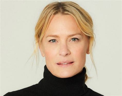 Spouse of robin wright her bio parents net worth married kids height