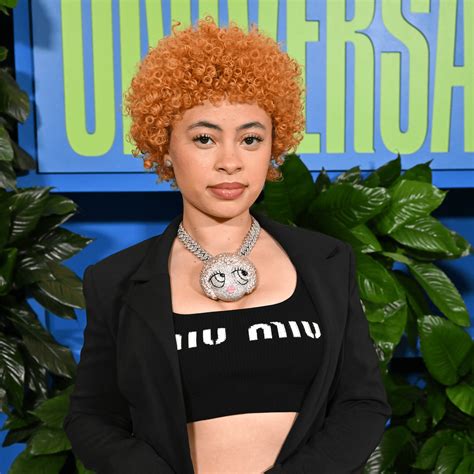 Ice Spice Traded Her Signature Copper Curls For a Barbiecore Pink Bob