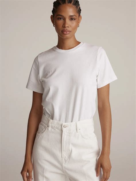 59 Items for Fall: The Essential Wardrobe Shopping List for Building