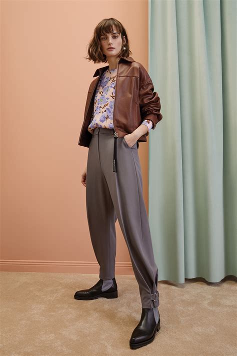 Sportmax :: Behance