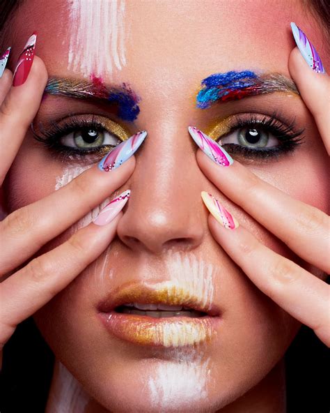 ArtPro Nail UK - 🇨🇦 Happy Canada Day 🇨🇦 courtesy of @genevievesbeauty