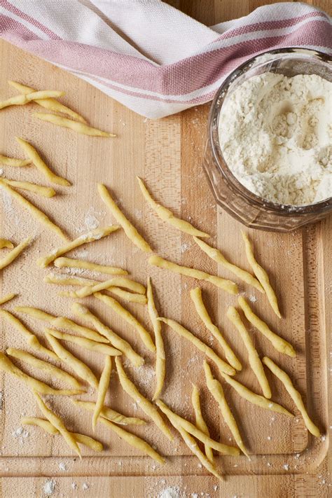 How to Make 9 Handmade Pasta Shapes