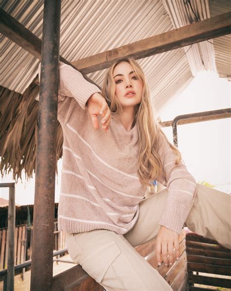 Valentina Mejia (@valentinamejiap) • Instagram photos and videos