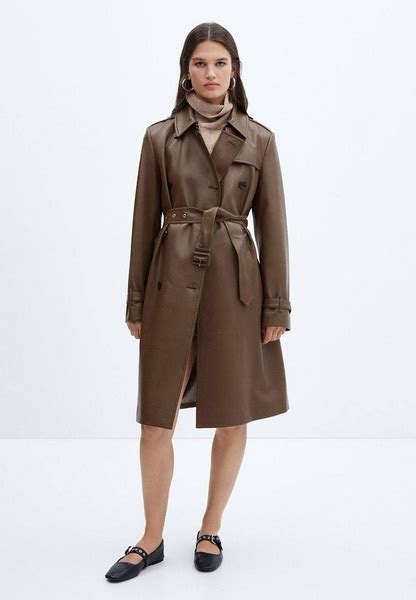 Как выглядит самый модный тренч осени 2023: показывает Эльза Хоск | theGirl